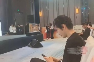 黄晓明与叶珂分手内幕曝光，恢复单身引热议